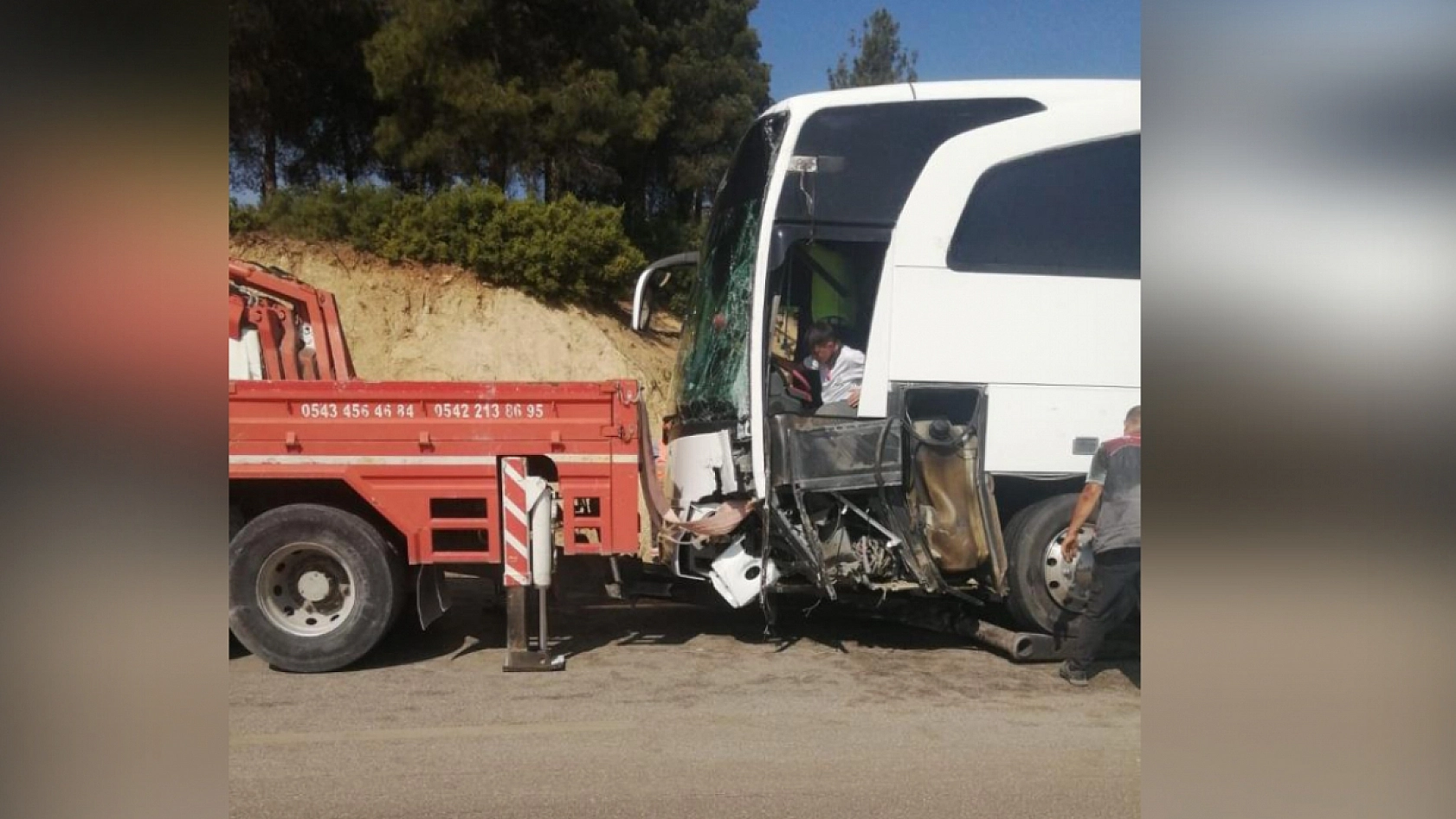 Burdur-Antalya Yolu'nda feci kaza: 6 yaralı