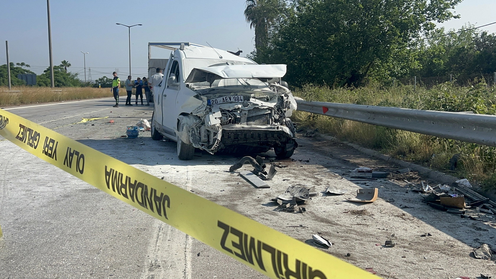 Kamyon 3 aracı biçti: 1 ölü, 10 yaralı