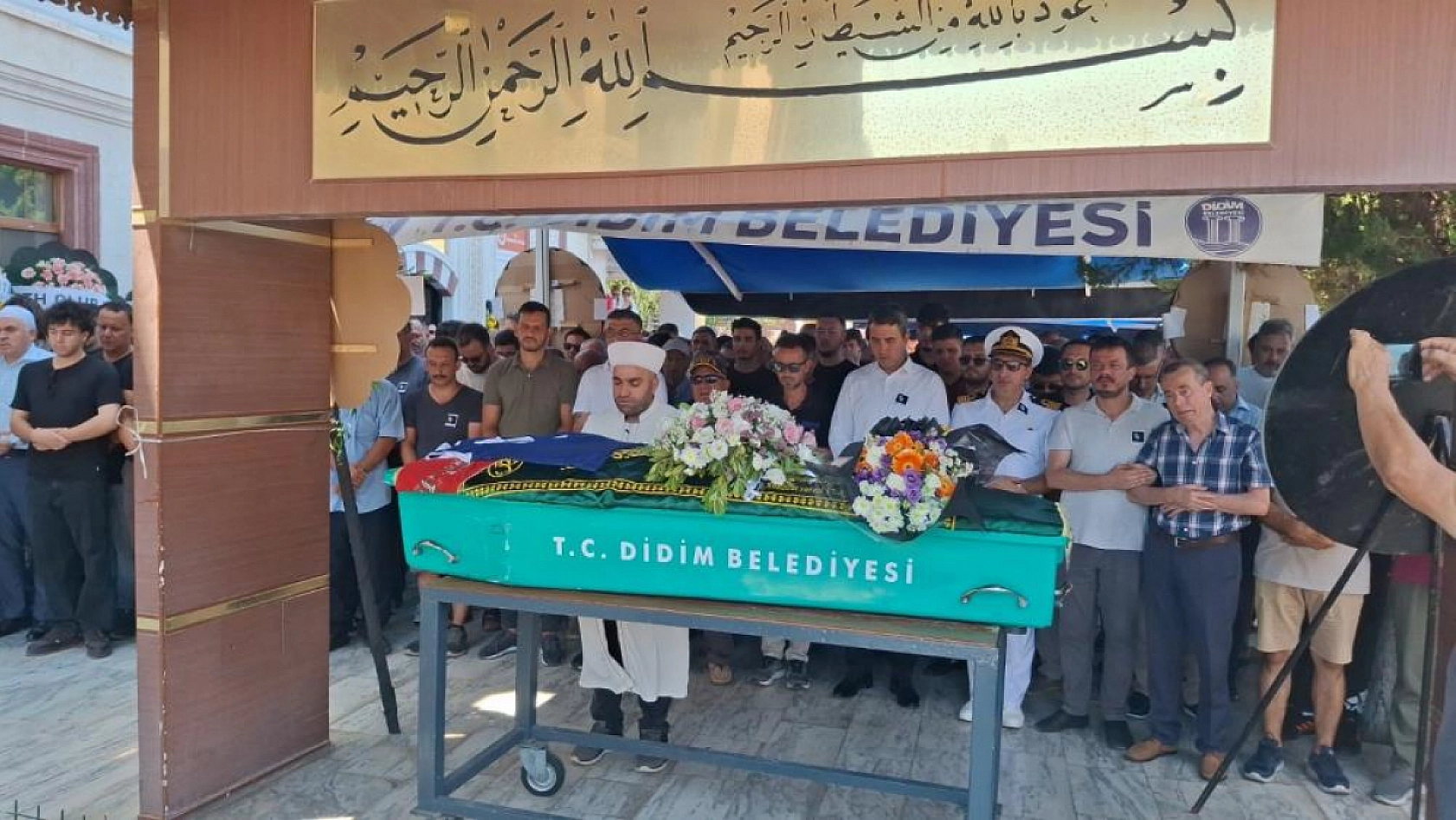 Milas'taki Kazada Hayatını Kaybeden 14 Yaşındaki Genç, Didim'de Son Yolculuğuna Uğurlandı