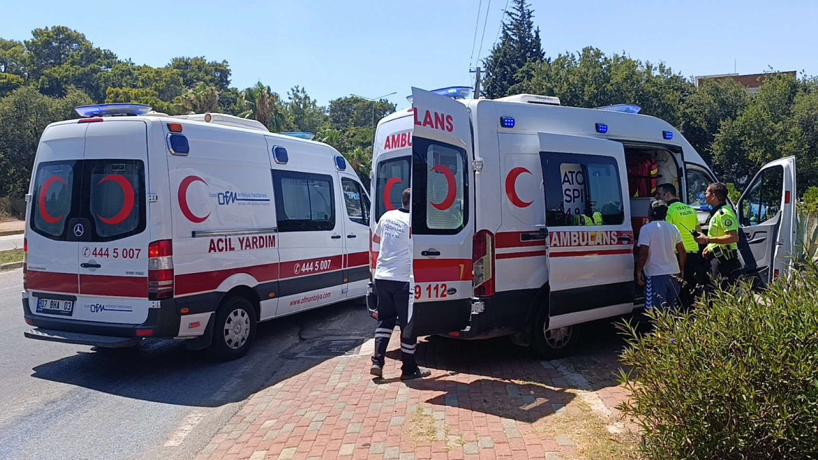 Kontrolden çıkan otomobil takla atarak savruldu: 4 yaralı