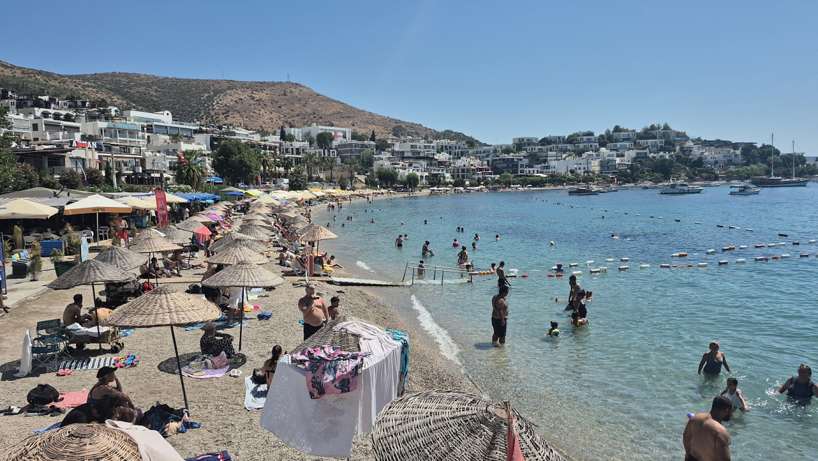 Bodrum'a, 2 bin 683 yolcuyla geldi
