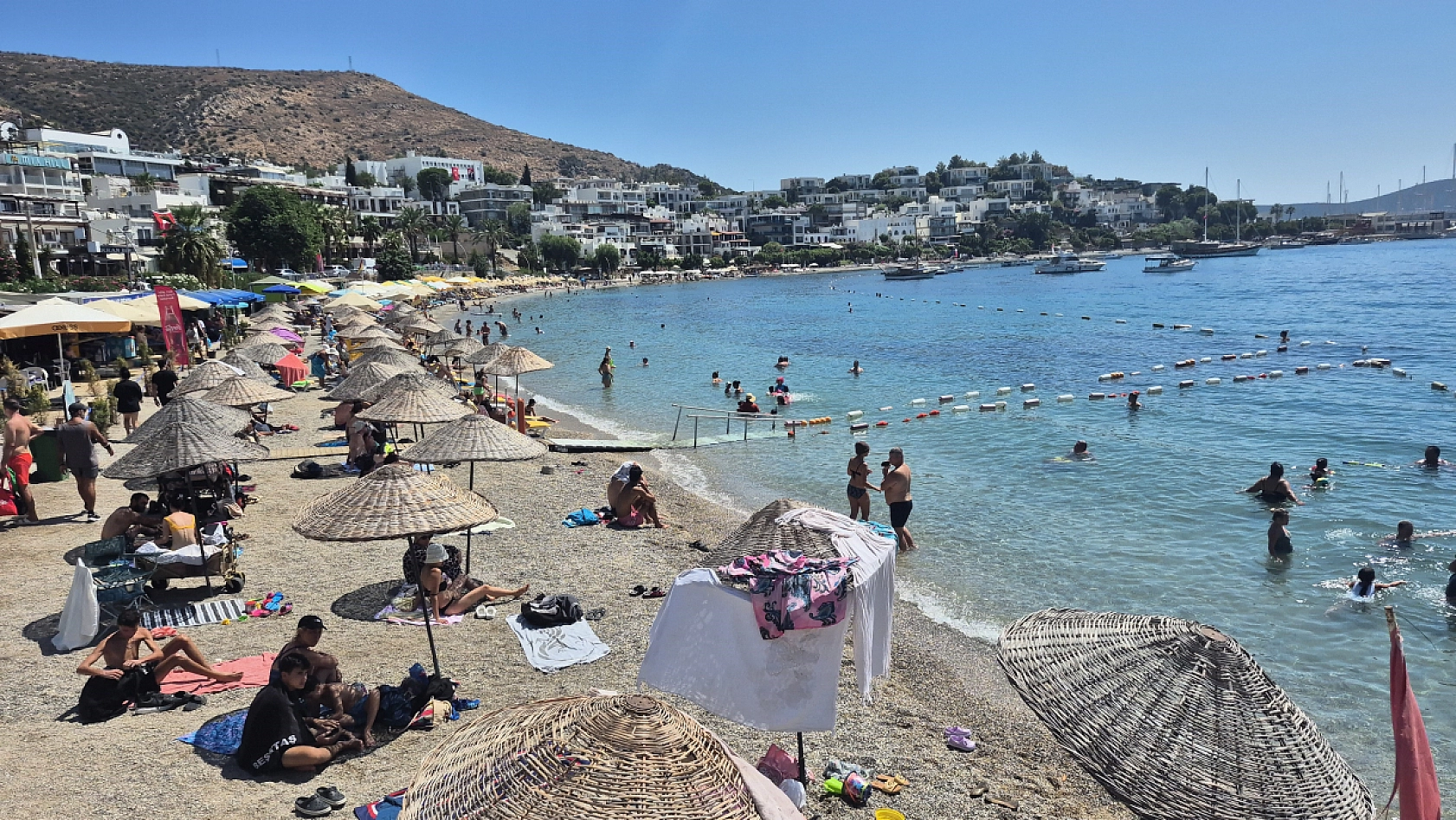 Bodrum'a, 2 bin 683 yolcuyla geldi