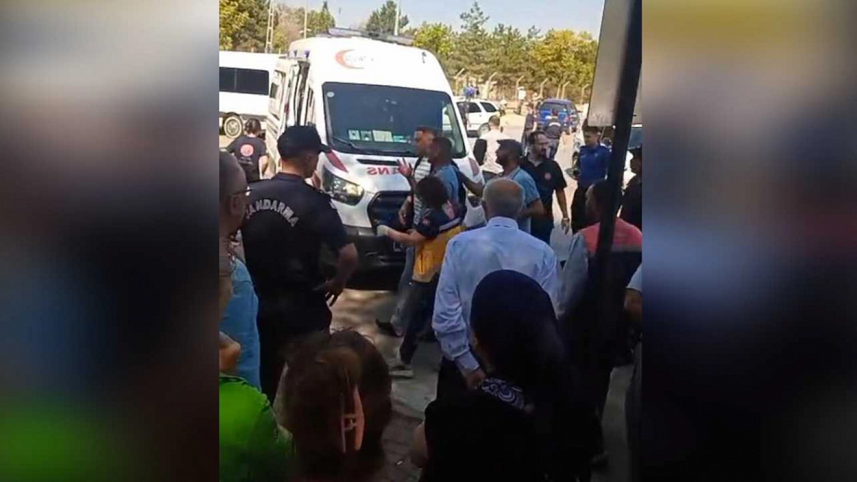 Boşanma Tartışması Kanlı Bitti: 4 Yaralı