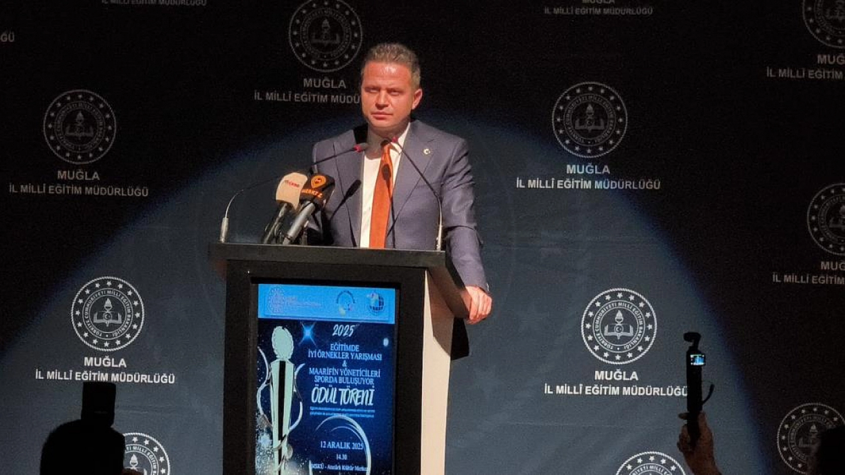 Muğla eğitim camiası ödül töreninde buluştu