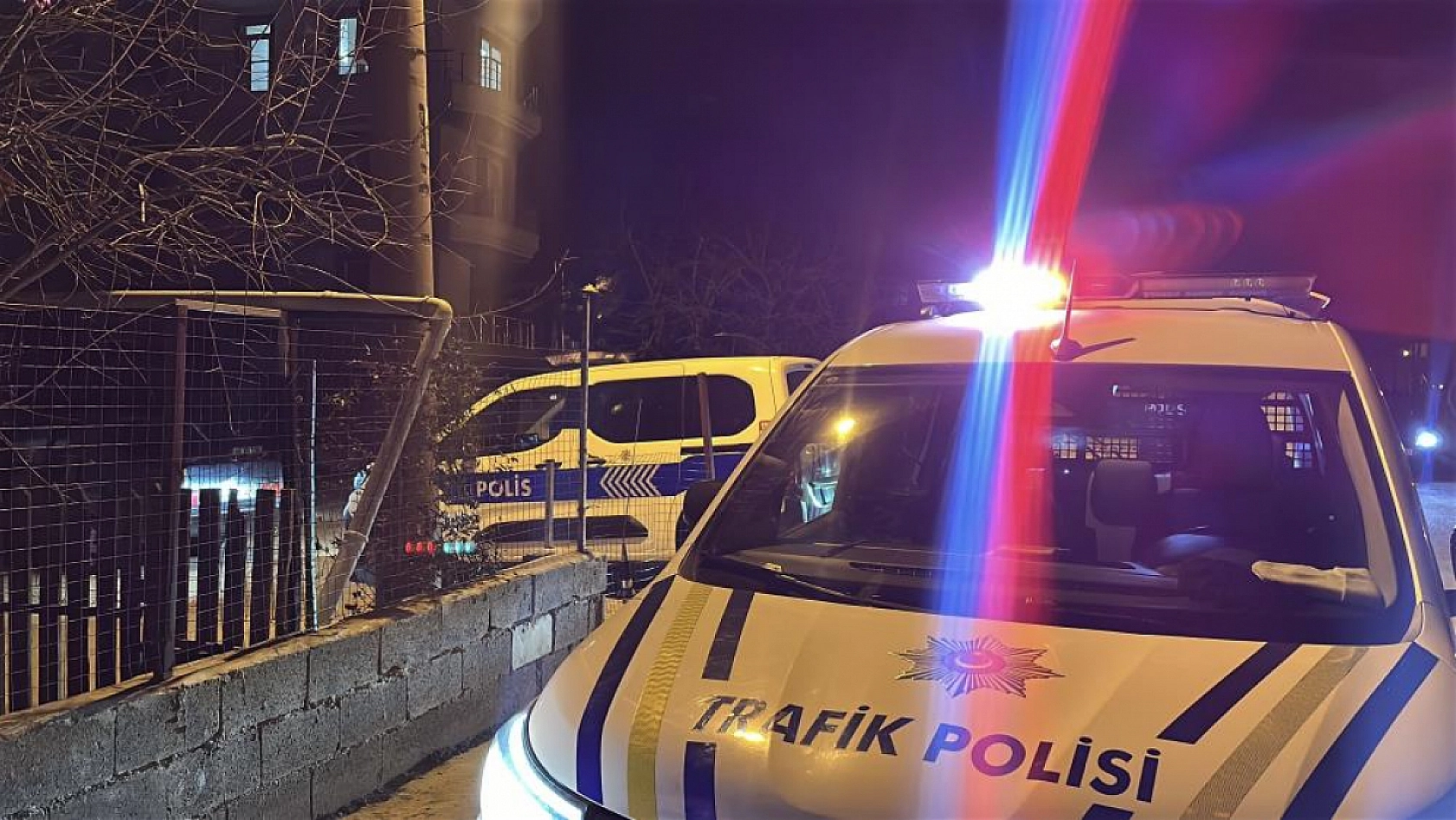 Alkollü sürücü 3 günde iki kez polisten kaçtı, yaklaşık 100 bin lira cezayı yedi