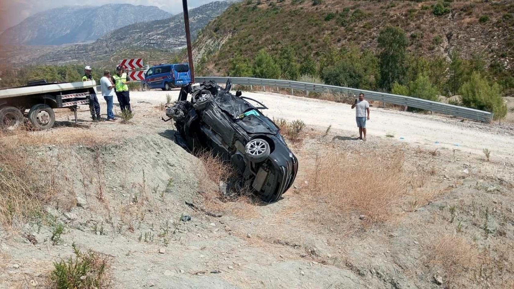 Antalya'da feci kaza: 1 ölü, 1 yaralı