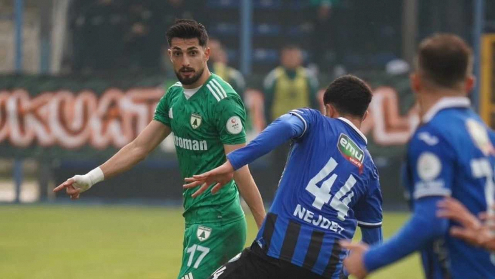 Muğlaspor deplasmanda zirveyi kaptı