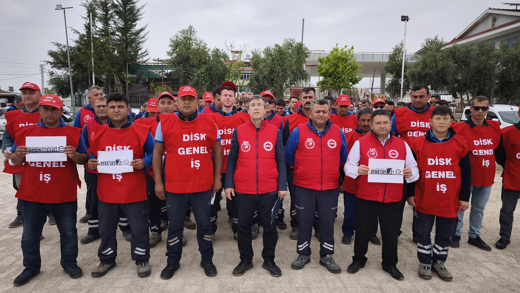 DİSK'ten Fethiye'de iş bırakma eylemi
