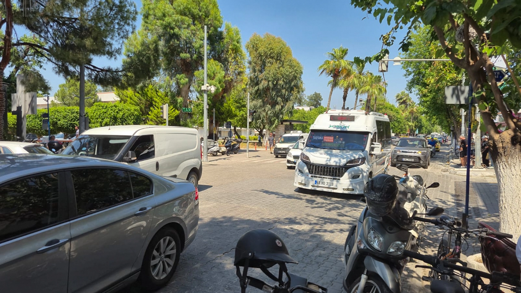 Fethiye'de bayram öncesi trafik yoğunluğu