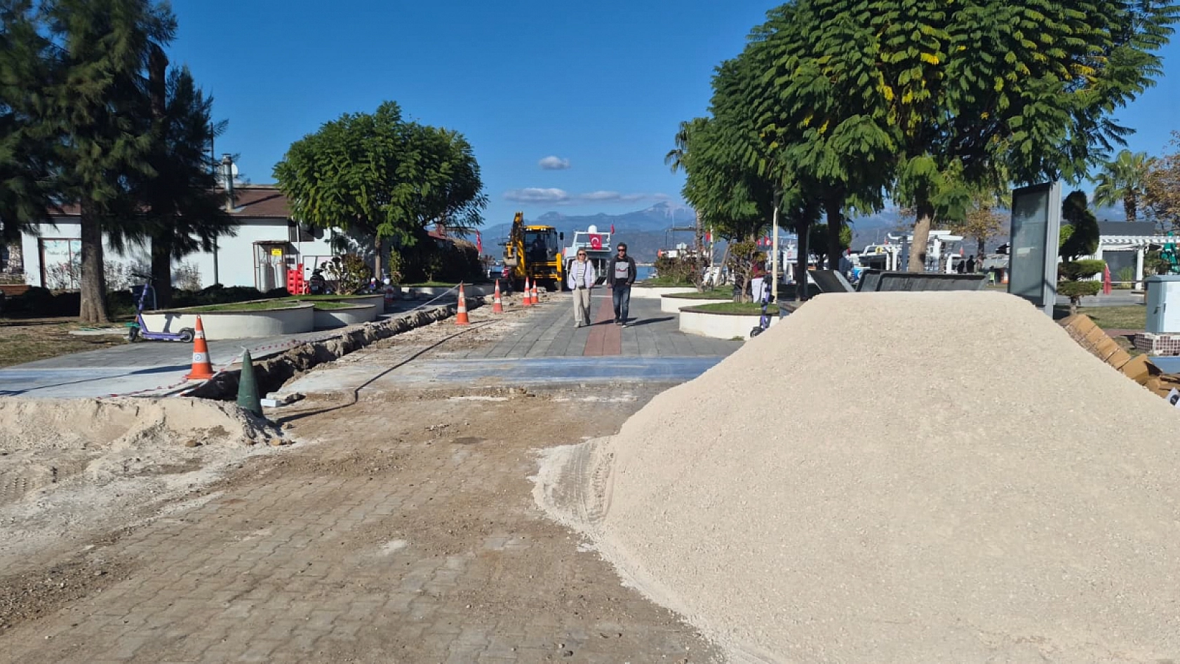 Fethiye'de su birikintilerine çözüm: Basınçlı tahliye hattı yer altına döşeniyor