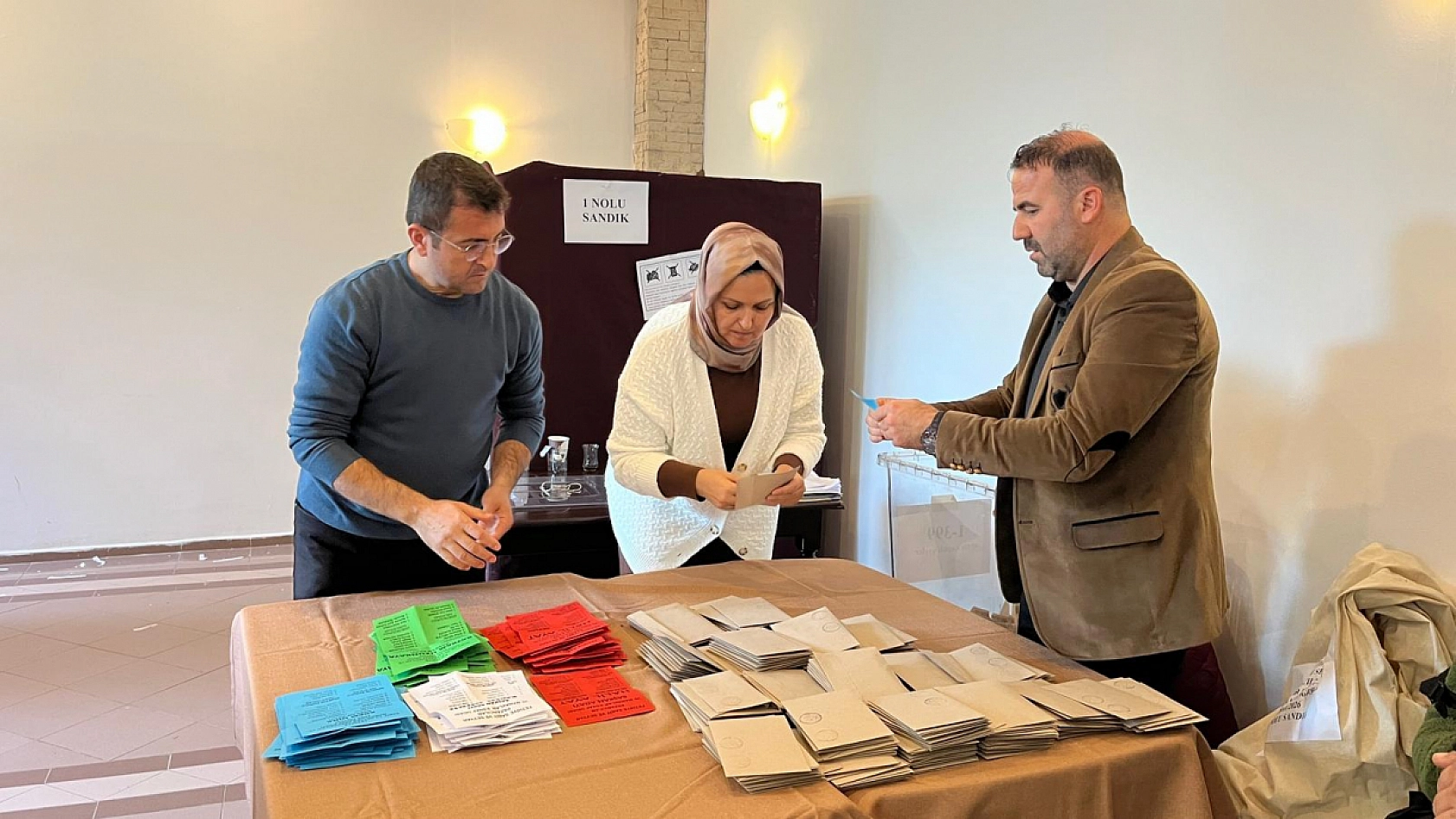 Fethiye Sabit ve Seyyar Pazarcılar Odası'nda son aşama: oy sayımı