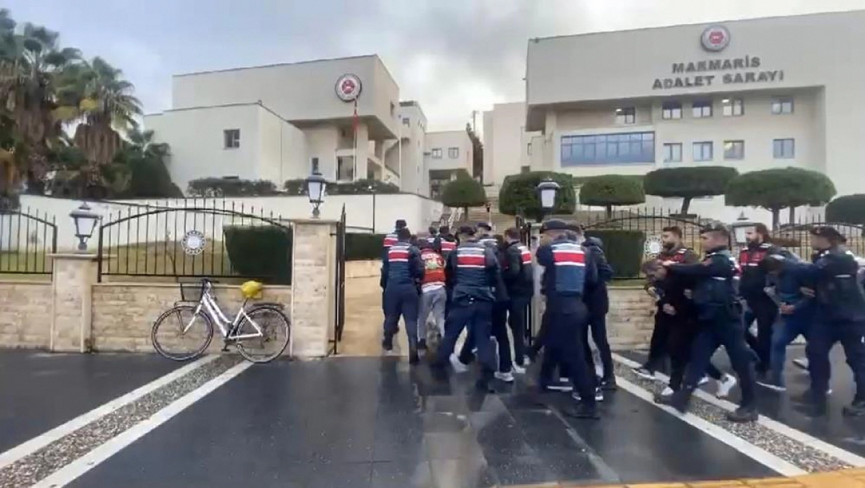 Muğla'da göçmen tacirlerine operasyon: 7 tutuklama