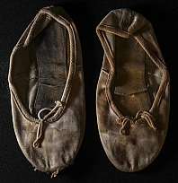 Amy Winehouse'un ikonik bale pabuçları Türk koleksiyonerde