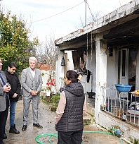 Başkan Fevzi Topuz'dan Milas'ta Evi Yanan Aileye Konteyner Ve Ev Tadilatı Sözü