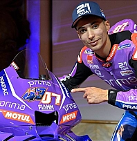 Milli motosikletçi Toprak Razgatlıoğlu'ndan Malezya'da