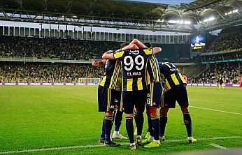 Fenerbahçe'nin FCSB maçı kamp kadrosu belli oldu