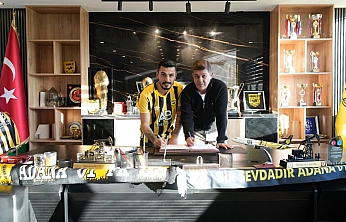 Fethiyespor'da Samet Asatekin, kiralık olarak Adana 01 FK'ya transfer oldu