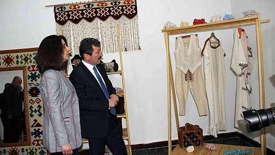 'Nesilden Nesile El Sanatları' sergisi