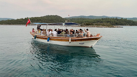 VALİ TAVLI, DEVAM EDEN KAZI ÇALIŞMALARINI YERİNDE İNCELEDİ