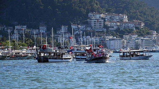 19 Mayıs Bayramı'na araç konvoyu damga vurdu