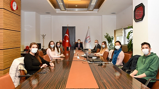 Uluslararası Değişim Öğrencileri'nden  Rektör Çiçek'e  ziyaret