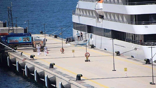 2 gemiyle 202 yolcu geldi