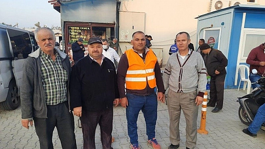 Çiftçiler lokma döktürdü