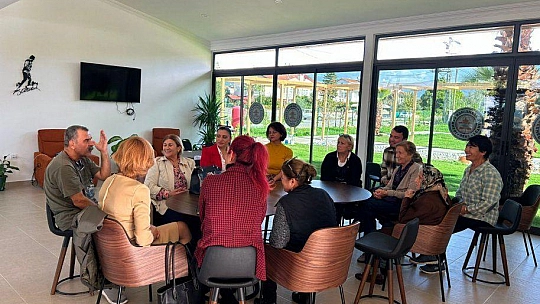 FETHİYE ALZHEİMER DERNEĞİNE DESTEK OLDULAR