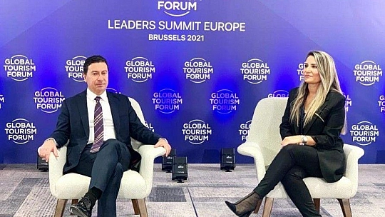 Ahmet Aras Global turizm Formunda Türkiye'yi temsil ediyor