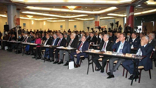 Aras, CHP çalıştayına katıldı