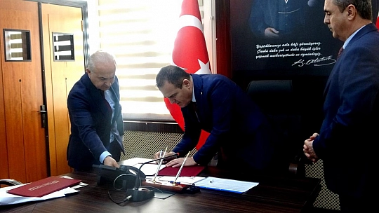 Yapılacak Olan Tesisin İmzaları Atıldı