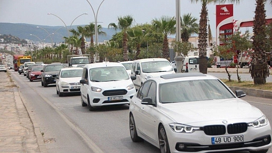 Tam kapanma öncesi tatilciler Bodrum'a akın ediyor 