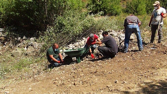 Gizemli kent 'Thera' gün yüzüne çıkıyor