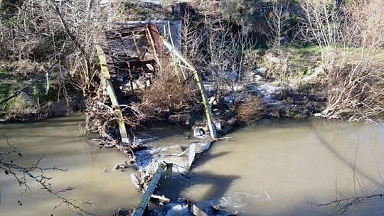 TARİHİ DEMİR KÖPRÜ 14 YILDIR YAPILMAYI BEKLİYOR