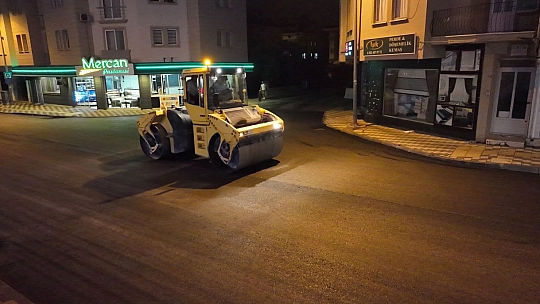 BSK Sıcak asfalt aşınma tabakasının birinci etabı bitti