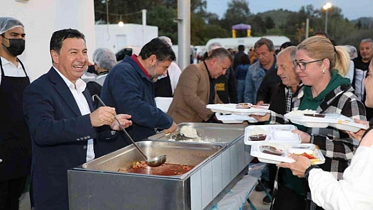 Başkan Aras, iftar programında kardeşlik vurgusu yaptı