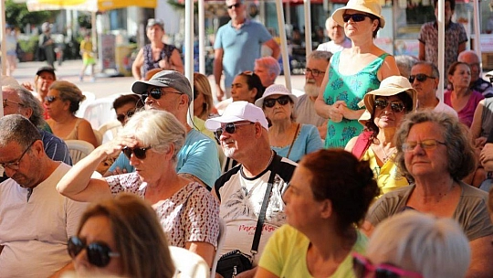 Başkan Aras, Turgutreis'te halkla buluştu