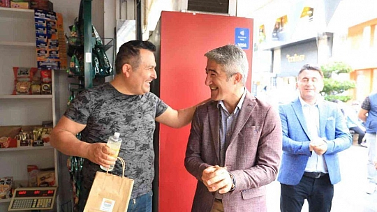 Başkan Oktay, bayramı vatandaşlarla bir arada geçiriyor