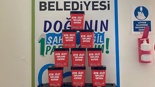 Berberlere atık jilet kutusu dağıtıldı