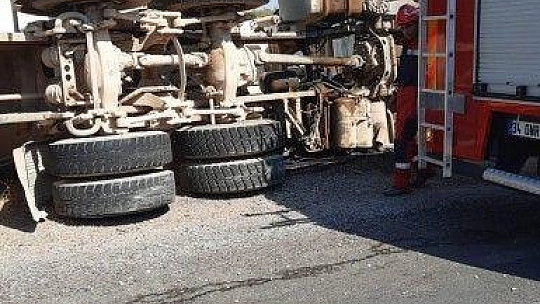 Beton mikseri devrildi: 1 yaralı