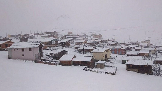 Bodrum'da deniz keyfi, Doğu'da kar kabusu