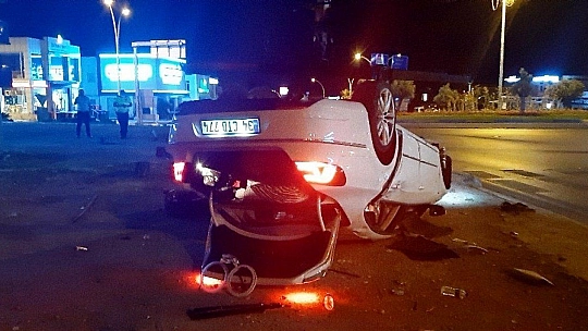 Bodrum'da kavşağa hızlı giren otomobil taklalar attı: 4 yaralı