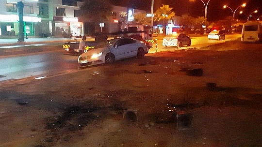 Bodrum'da kavşağa hızlı giren otomobil taklalar attı: 4 yaralı