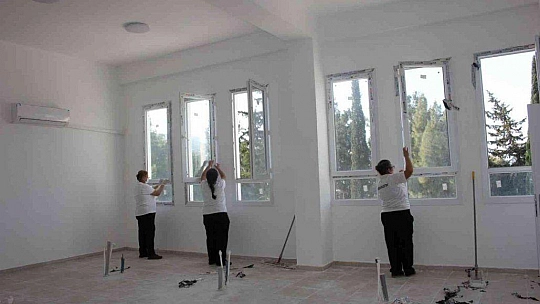 Bodrum'daki okullarda ihtiyaçlar gideriliyor