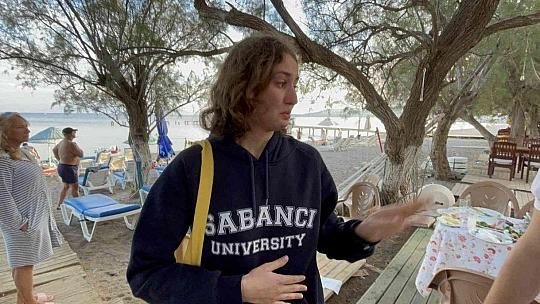 Böyle öfke görülmedi, tüfekle sahile indi, 3 kadın ile 1 köpeği yaraladı