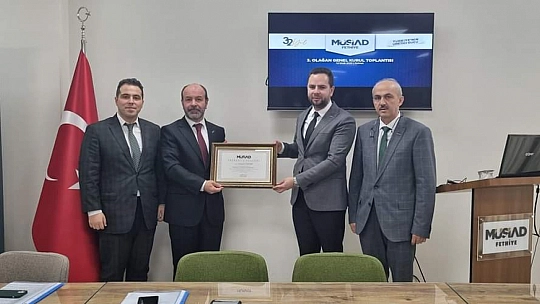 MÜSİAD FETHİYE'DE BAYRAK DEĞİŞİMİ