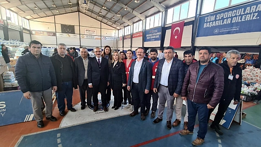 MİLLETVEKİLİ GÖKCAN: HEMŞERİLERİMİZ DEPREMZEDE VATANDAŞLARIMIZI BAĞRINA BASIYOR