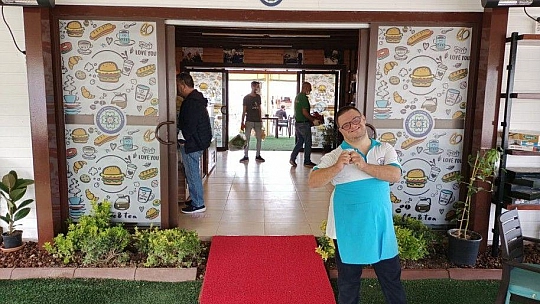 Özel bireyler hizmet veriyor