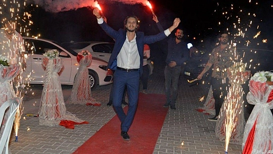 Begüm ile Mert çiftinin kına merasimi düzenlendi