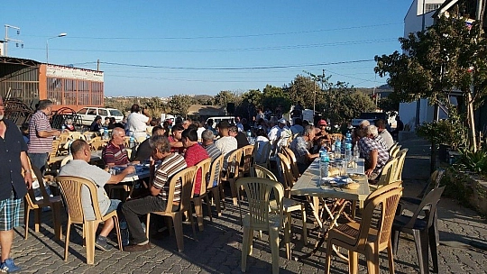 CHP'li başkanın ertelediği heykelin açılışı gerçekleştirildi